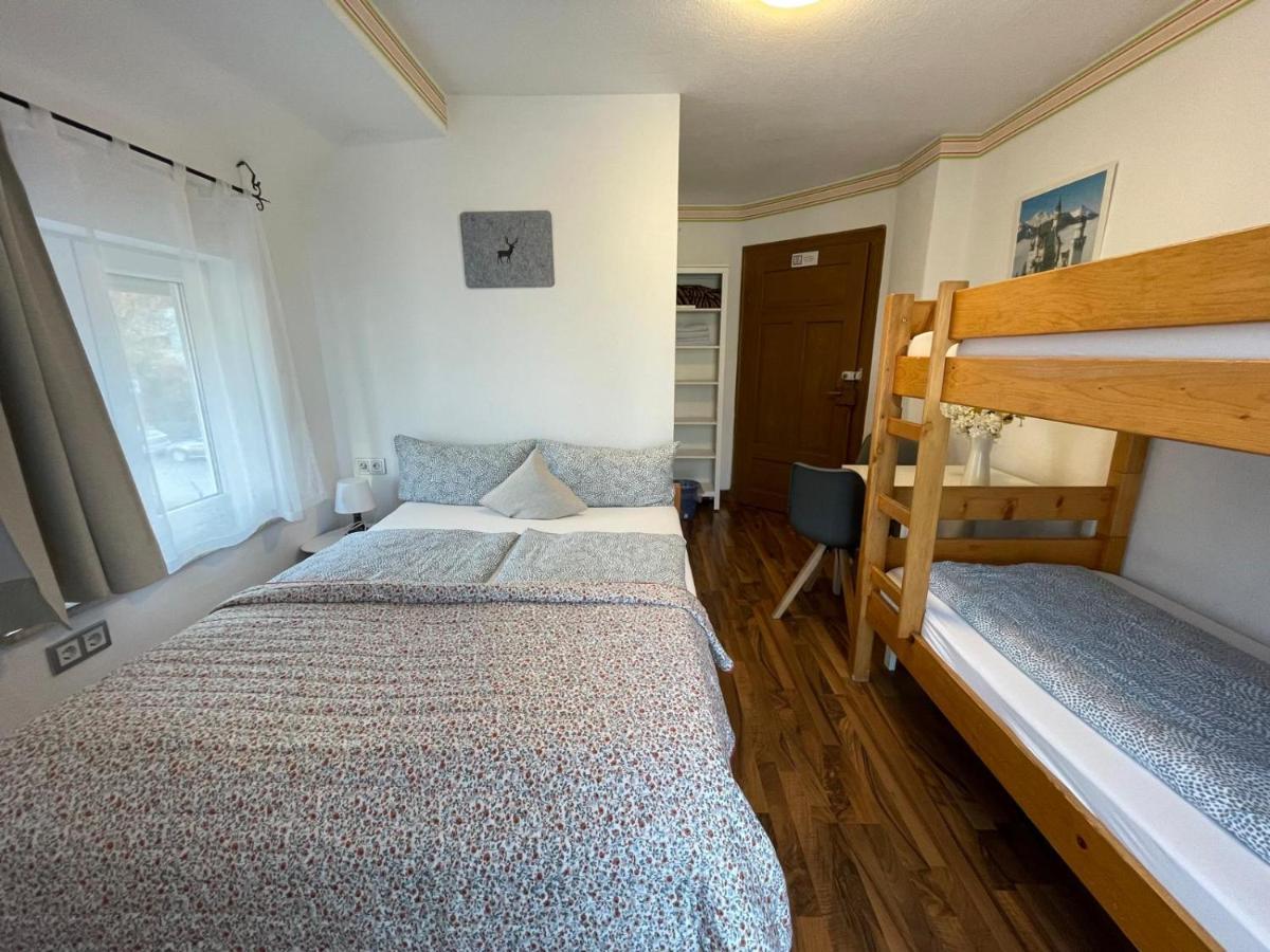 House La Neuschwanstein Blick - Budget City Hotel Füssen المظهر الخارجي الصورة