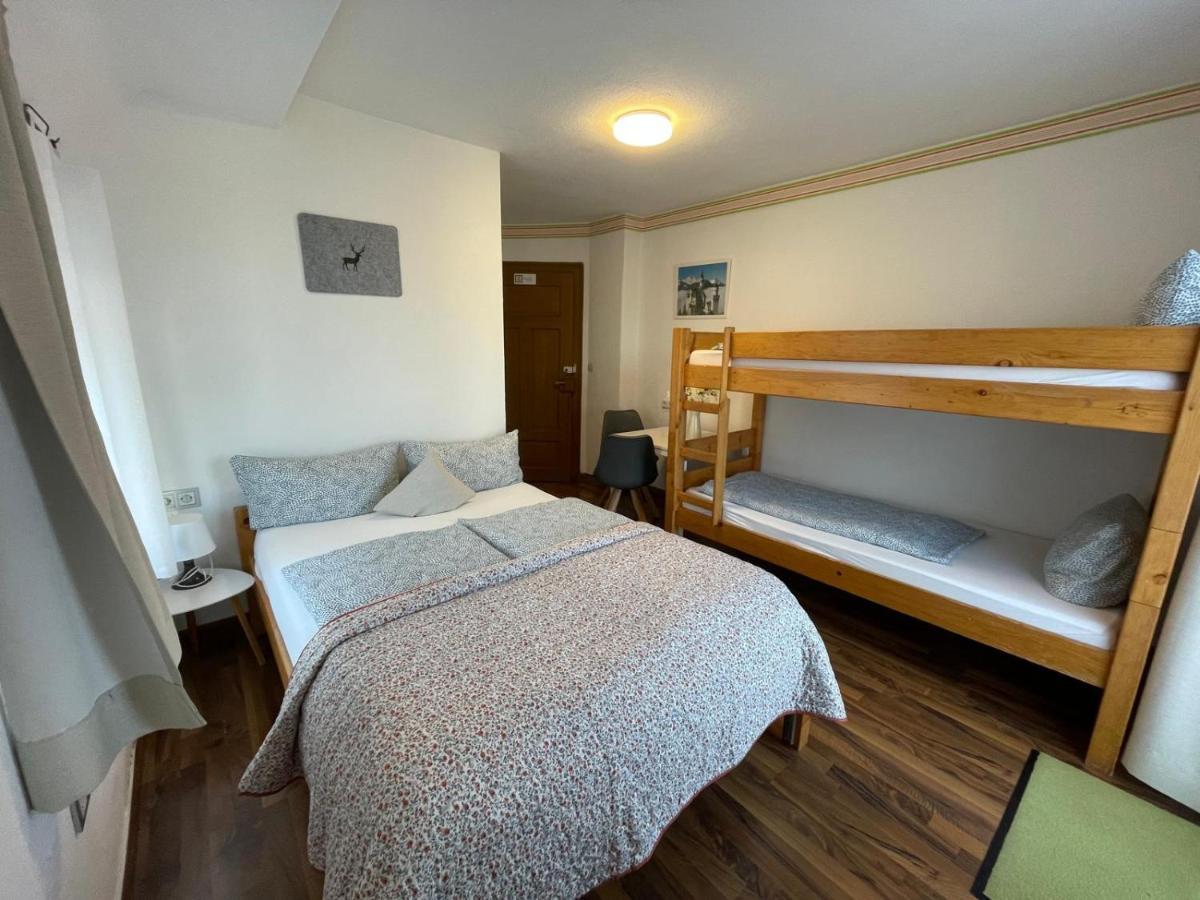 House La Neuschwanstein Blick - Budget City Hotel Füssen المظهر الخارجي الصورة