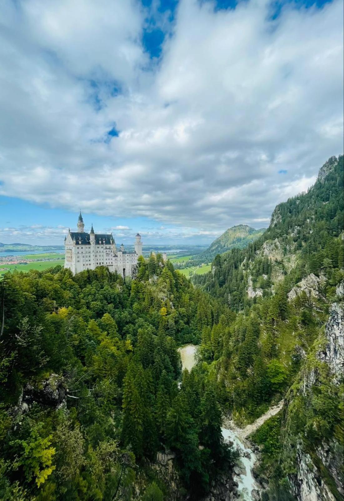 House La Neuschwanstein Blick - Budget City Hotel Füssen المظهر الخارجي الصورة