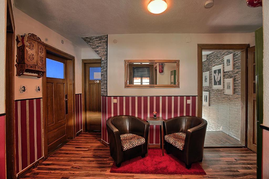 House La Neuschwanstein Blick - Budget City Hotel Füssen المظهر الخارجي الصورة
